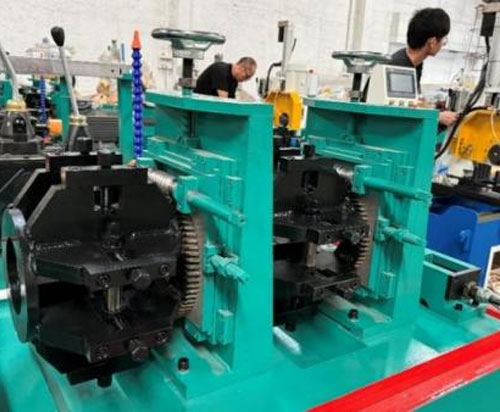 Straightening machine